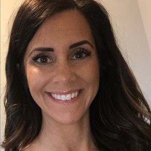 Meet your Posher, Whitney